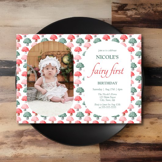 かわいいカラフルキノコ写真フェアリー最初の誕生日 招待状