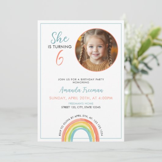 かわいいカラフルパステルレインボーガールズフォト誕生日 招待状 (スタンド正面)