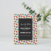 かわいいカラフルマカロンパターン日付の保存 ポストカード (スタンド正面)