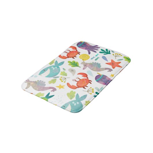 かわいいカラフルマンガの海の動物シームレスなパターン バスマット (アングル)