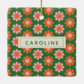 かわいいカラフルレトロ花柄グリーンピンク名 セラミックオーナメント (裏面)