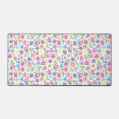 かわいいカラフル春の花パターン デスクマット (正面)