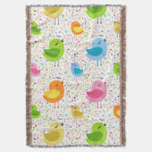 かわいいカラフル歌の鳥と音楽ノートのパターン スローブランケット (正面縦)