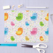 かわいいカラフル歌の鳥と音楽ノートのパターン 薄葉紙 (クラフト)