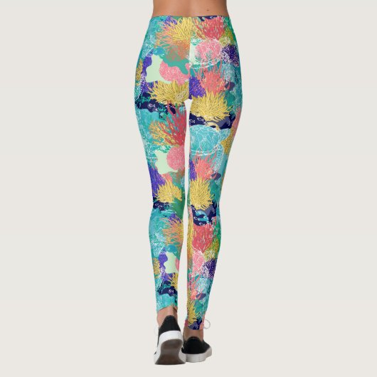 かわいいカラフル海サンゴ礁とウミガメデザイン レギンス (裏面)