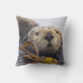 かわいいカリフォルニアラッコは枕2味方しました クッション (裏面)