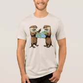 かわいいカワウソの地図 トライブレンドTシャツ (正面)