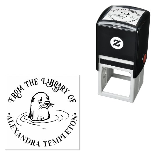 かわいいカワウソの頭の丸い図書館の本の名前 セルフインキングスタンプ (インサイチュ)