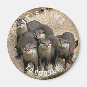 かわいいカワウソ家族 の抱擁の時間 マグネット