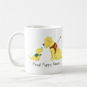 かわいいガイド犬と子犬のトレーニング コーヒーマグカップ (左)