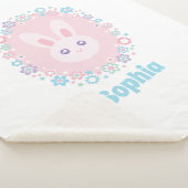 かわいいガーリーピンクバニーラビットフローラモノグラム シェルパブランケット (3/4)