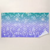 かわいいガーリー人魚のはかりで測泡モノグラムの ビーチタオル (正面)