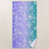 かわいいガーリー人魚のはかりで測泡モノグラムの ビーチタオル (正面)