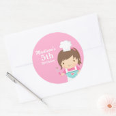 かわいいガールシェフ料理ベーキング誕生日パーティー ラウンドシール (封筒)