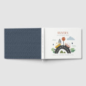 かわいいキッズアーバン車の道路任意の年齢誕生日 ゲストブック (全面)