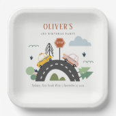 かわいいキッズアーバン車の道路任意の年齢誕生日 ペーパープレート (正面)