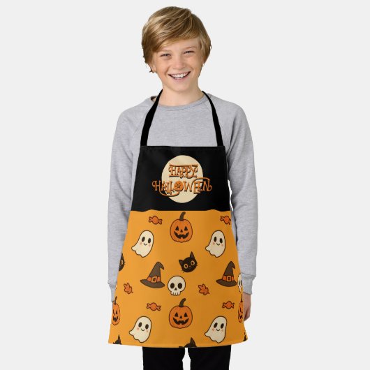 かわいいキッズハロウィーンエプロン – カボチャ、幽霊、猫 エプロン (着用した状態)