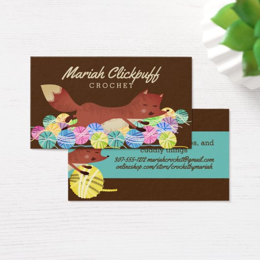 かわいいキツネの糸編み物クロチェットホームズパン (デスク)