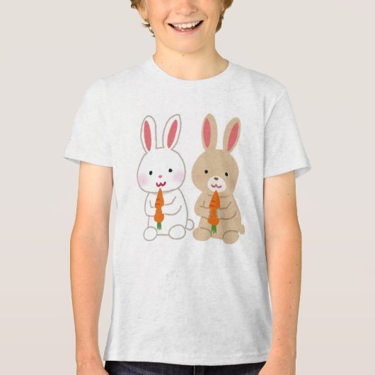 かわいいキャラクターのウサギとうさぎの人参 トライブレンドTシャツ (正面)