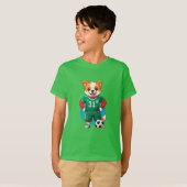 かわいいキャラクターのサッカー選手の子犬 Tシャツ (正面フル)