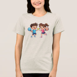 かわいいキャラクターの少年と少女がパデルテニスをプレー – F トライブレンドTシャツ