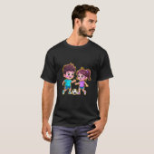 かわいいキャラクターの男の子と女の子が一緒にサッカーをしている Tシャツ (正面フル)