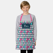 かわいいキャンディカップケーキさくらんぼドットガールズピンク |ネイビー エプロン (着用した状態)