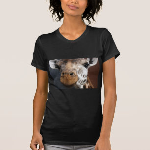 かわいいキリンのティー Tシャツ