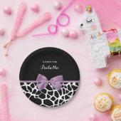 かわいいキリンプリントラベンダーパープルボウ名付き ペーパープレート (パーティー)