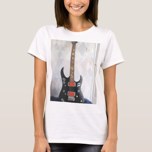 かわいいギター Tシャツ (正面)