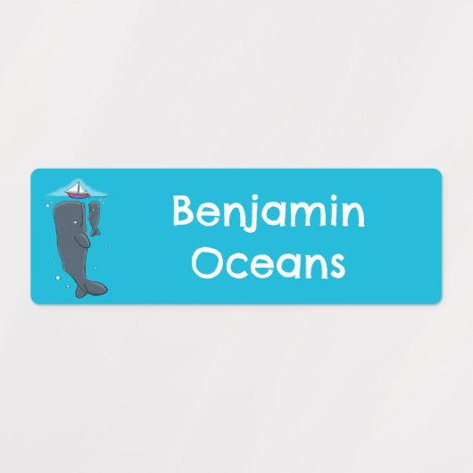 かわいいクジラと帆船の漫画パーソナライズされた ラベル (デザイン2)