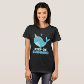 かわいいクジラの泳ぐを続けて Tシャツ (正面フル)