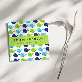 かわいいクジラ、泳ぐインストラクター、スイミングコーチ スクエア名刺