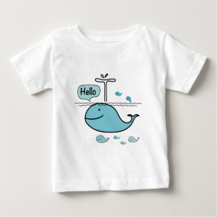 かわいいクジラ、海で挨拶 ベビーTシャツ