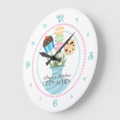 かわいいクッキーのカップケーキのブーケパーソナライズされたキッチン ラージ壁時計 (傾斜)