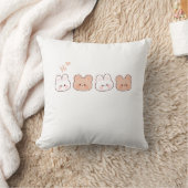 かわいいクマさん – お部屋を彩るぬいぐるみインテリア クッション (ブランケット)