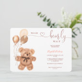 かわいいクマのイラストレーションbearly wait赤ちゃんシャワー 招待状 (スタンド正面)