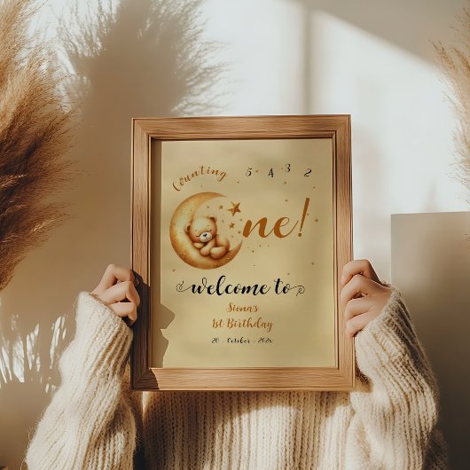 かわいいクマの眠る月の上に1歳の誕生日へようこそ ポスター