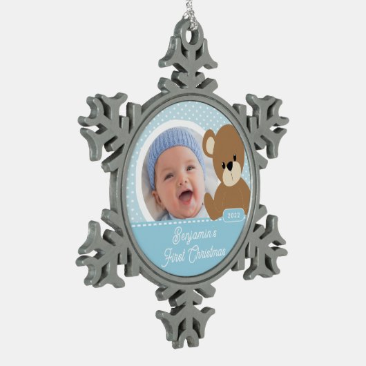 かわいいクマベビーの初めてのクリスマス写真 スノーフレークピューターオーナメント (左)