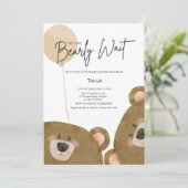 かわいいクマ私たちは良く待つことができジェンダー赤ちゃんシャワー 招待状 (スタンド正面)