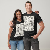 かわいいクマ、手で描かれたシームレスなパターン。 Tシャツ (ユニセックス)