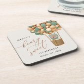 かわいいクマ、緑のバルーン、最初の誕生日 コースター (左側)