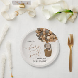 かわいいクマ、茶色のバルーン、最初の誕生日 ペーパープレート