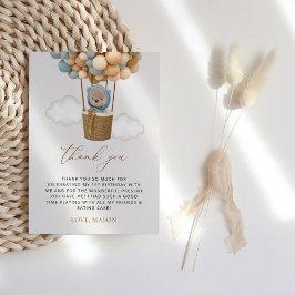 かわいいクマ、青いバルーン、最初の誕生日 サンキューカード