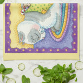 かわいいクリスマスの猫がネズミと一緒に靴下で寝ている キッチンタオル (折り畳み)