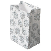かわいいクリスマスの雪の結晶、冬の吹雪 ミディアムペーパーバッグ (正面アングル)
