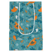 かわいいクリスマスの鳥と雪の結晶パターン ミディアムペーパーバッグ (裏面)