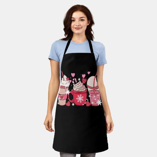 かわいいクリスマスピンクコーヒーとクリームカップラテメリーC エプロン (着用した状態)