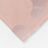 かわいいクリスマスローズの金ゴールドのジンジャーブレッドマンパターン フリースブランケット (角)