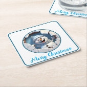 かわいいクリスマス雪だるまの壁図解入りの、写真付きの越し スクエアペーパーコースター (アングル)